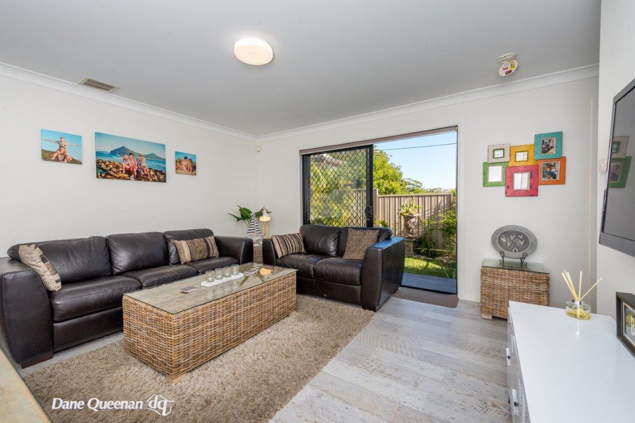 2a Taree Street NELSON BAY 17