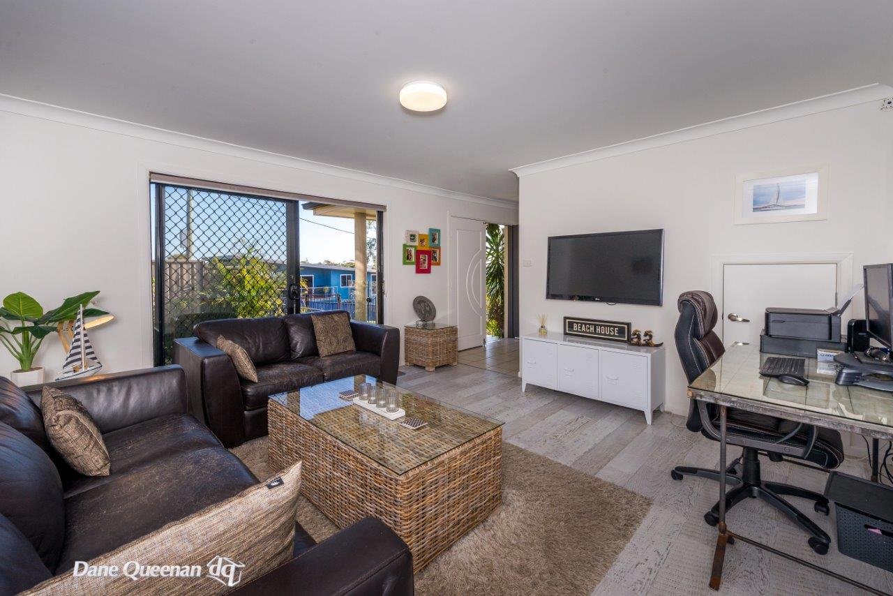 2a Taree Street NELSON BAY 18