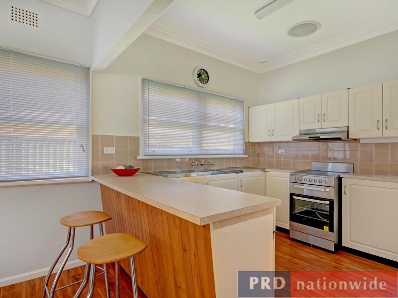 2A Wattle Street PEAKHURST 4