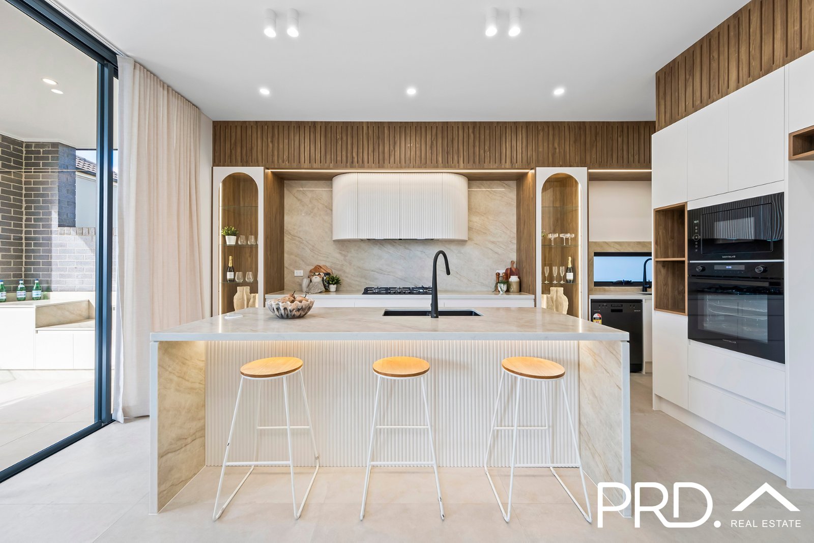 2a Windermere Crescent PANANIA 2