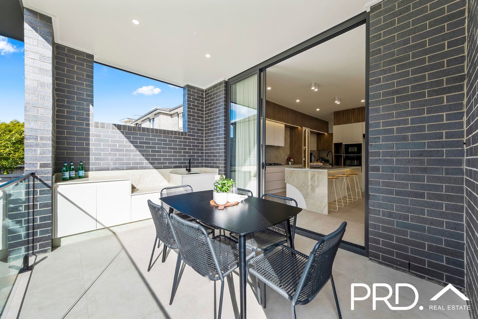 2a Windermere Crescent PANANIA 14