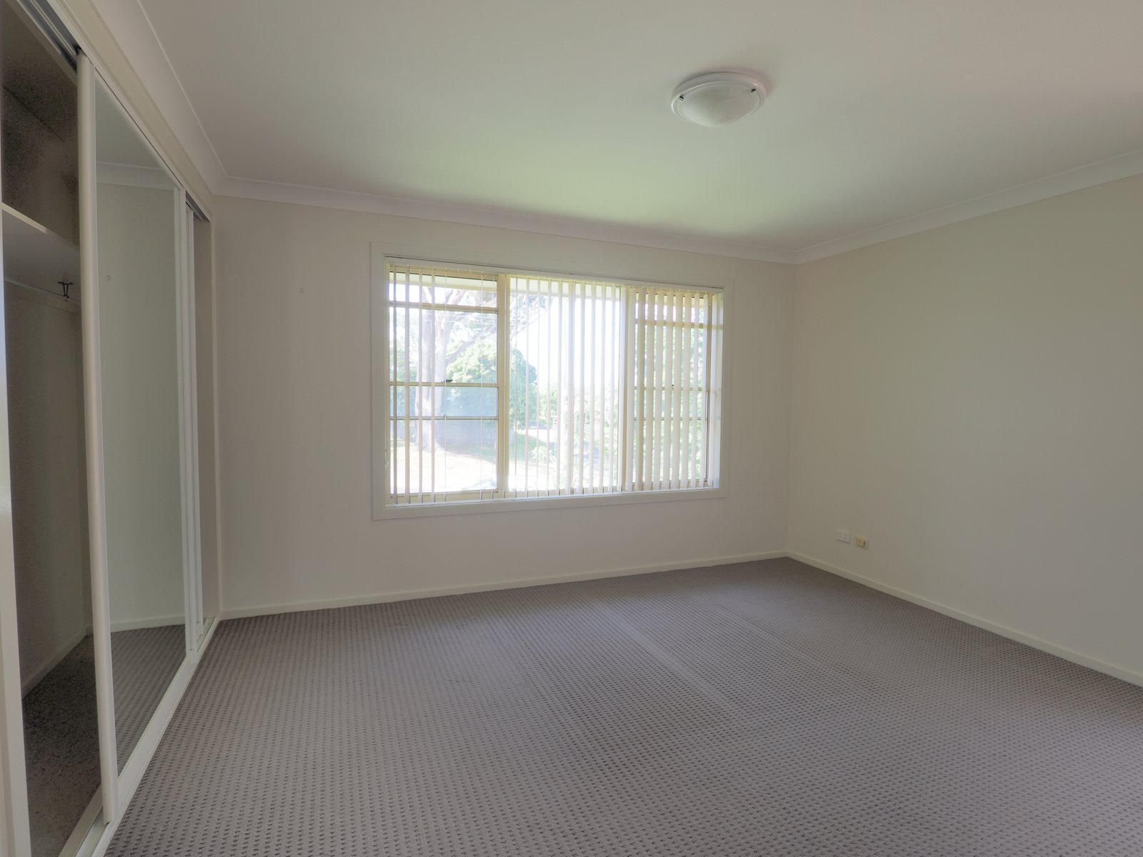 2A/10 Gordon Street COFFS HARBOUR 9