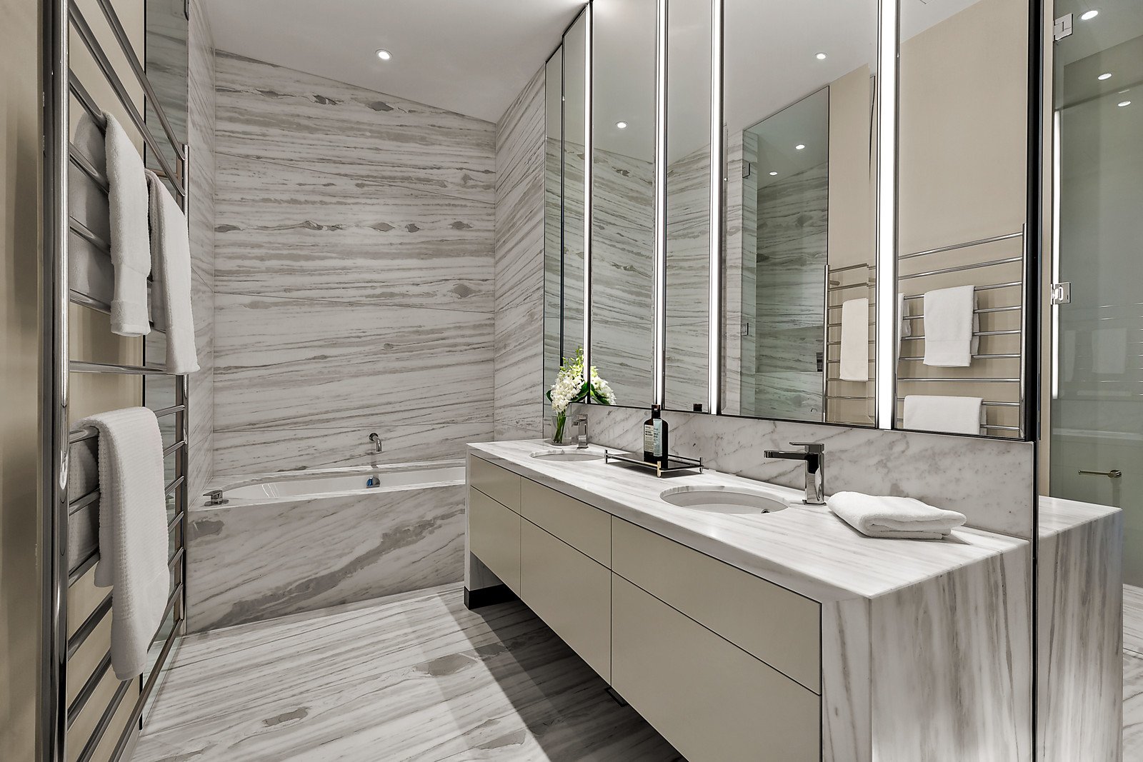 2A/23 Millswyn Street, South Yarra, VIC