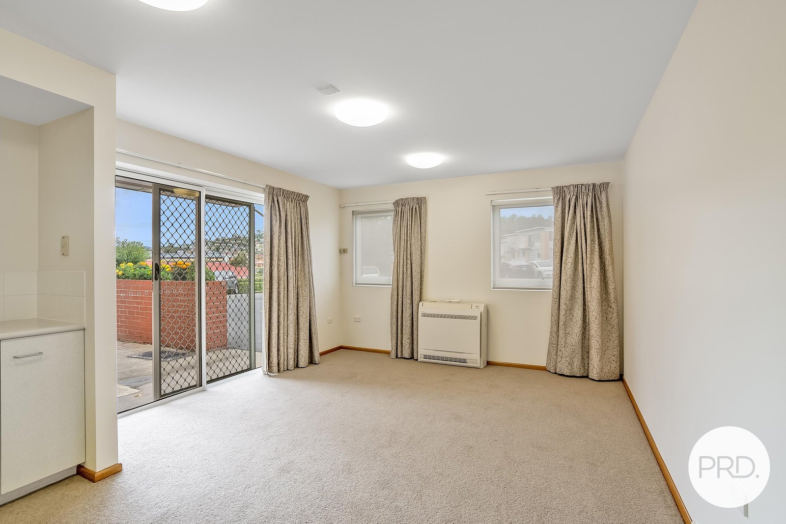 2a/7 Ballawinnie Road LINDISFARNE 6