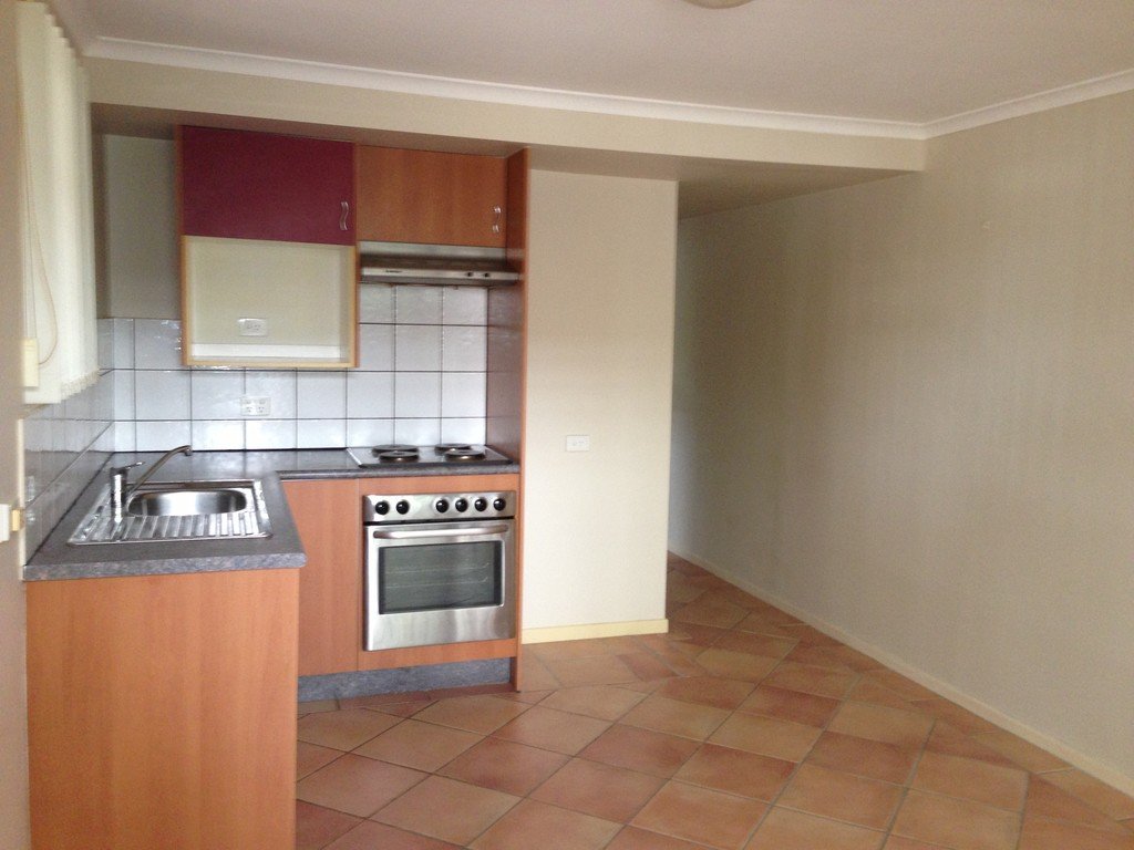 2a/72 Jenner Street NUNDAH 1