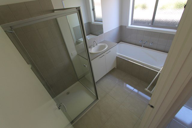 2B Alexandra Street SEBASTOPOL 8