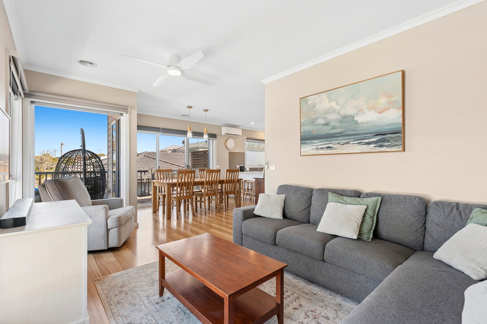 Gallery: 2B Azilemot Avenue