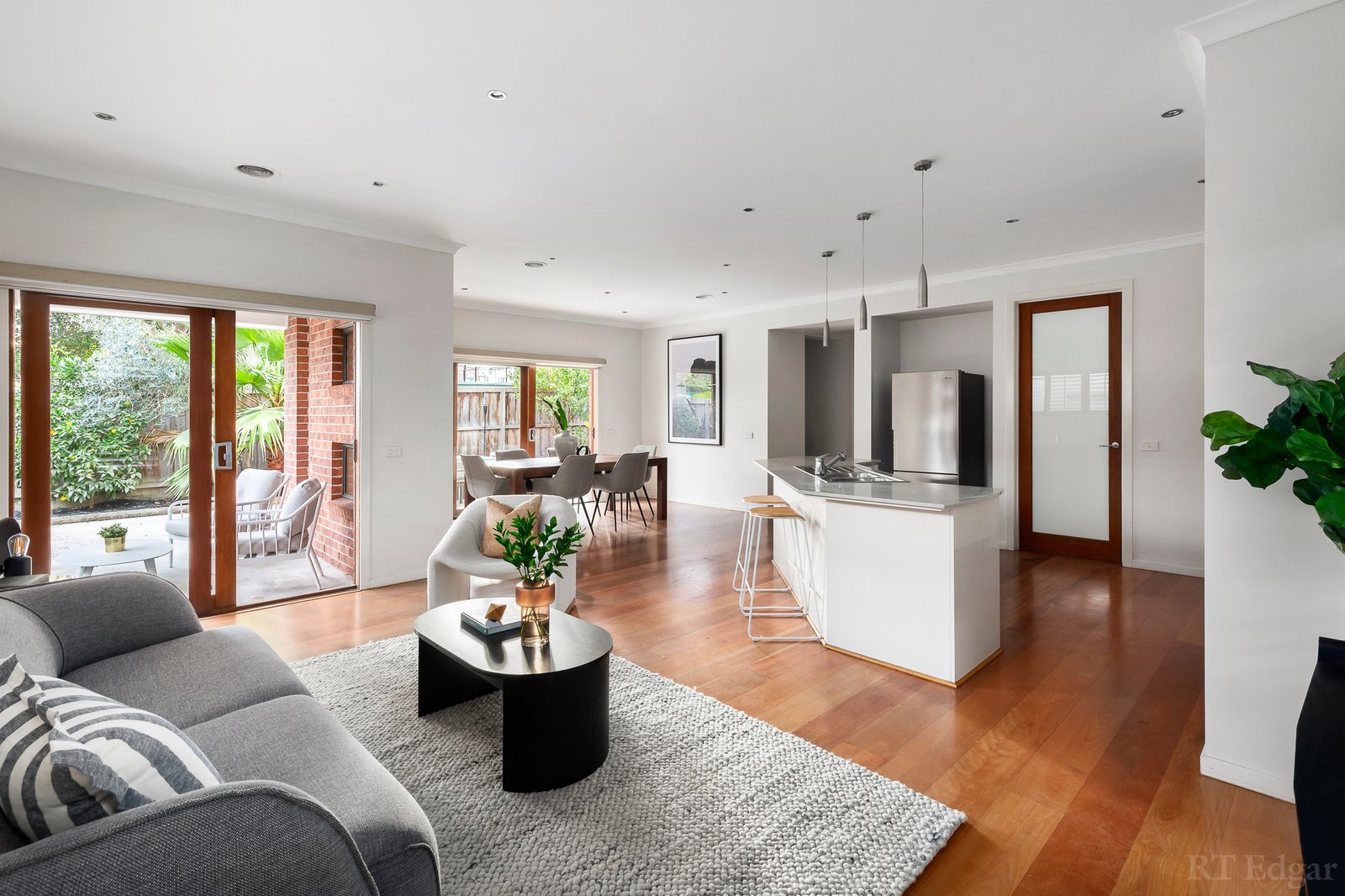 Real Estate and Property in 2B Bardia Avenue, Ashburton, VIC