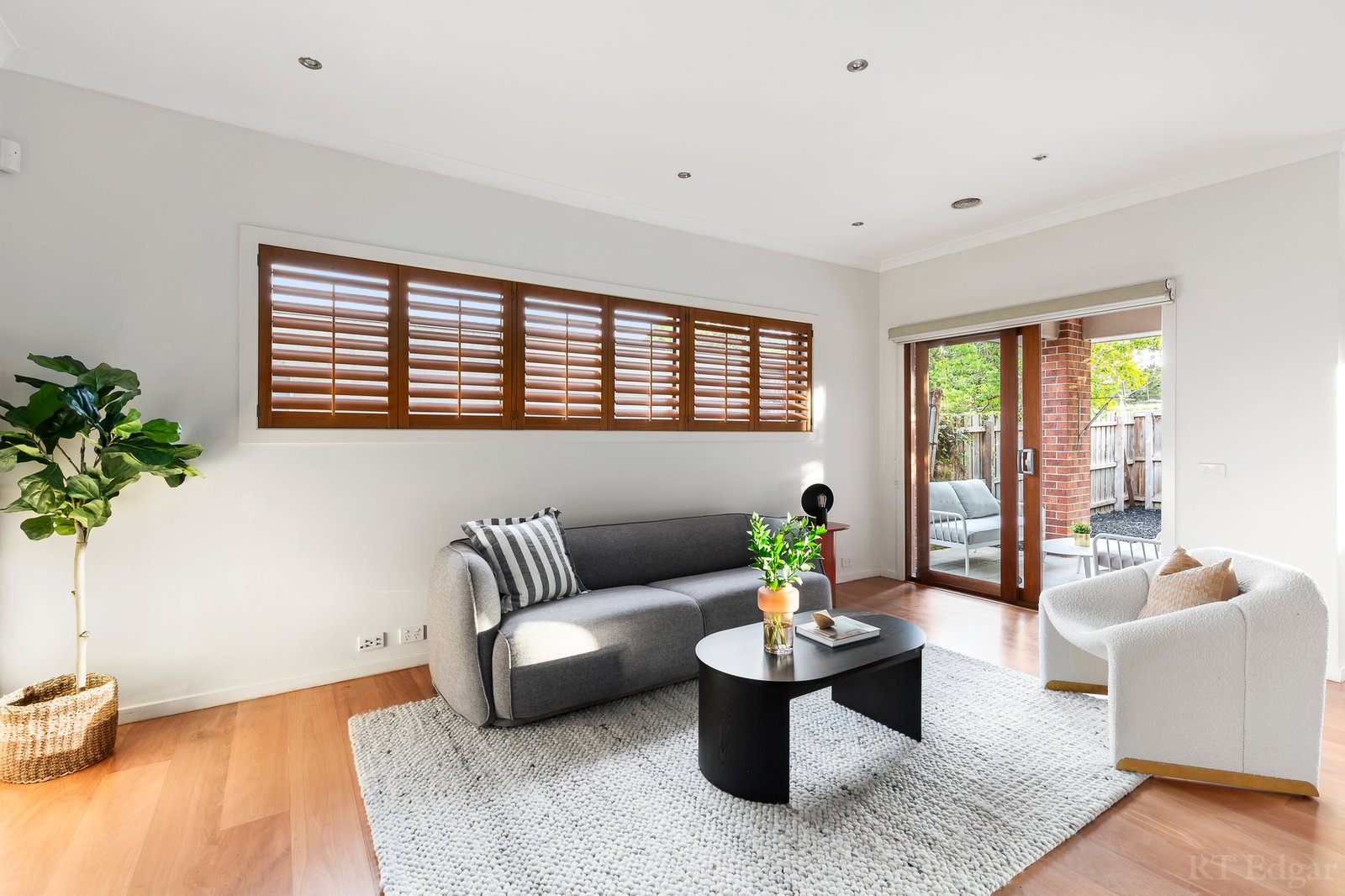 Real Estate and Property in 2B Bardia Avenue, Ashburton, VIC