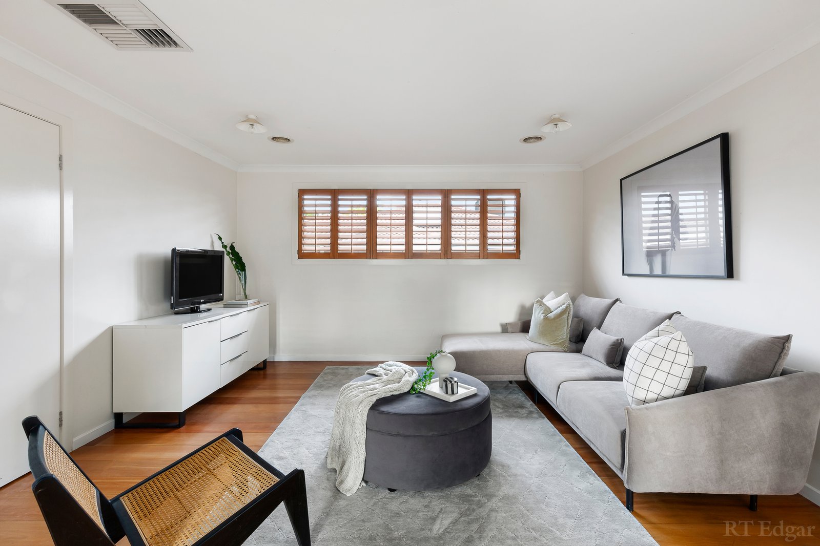 Real Estate and Property in 2B Bardia Avenue, Ashburton, VIC