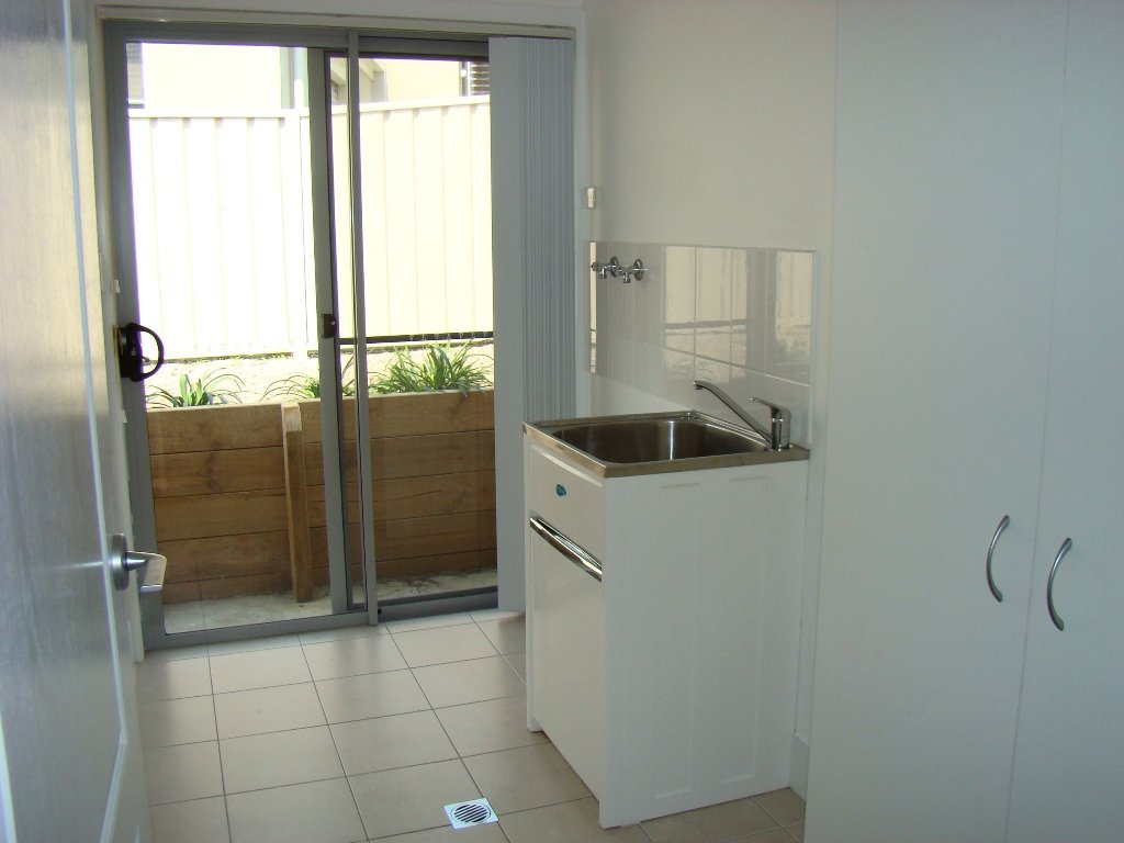 2B Bronzewing Terrace LAKEWOOD 7