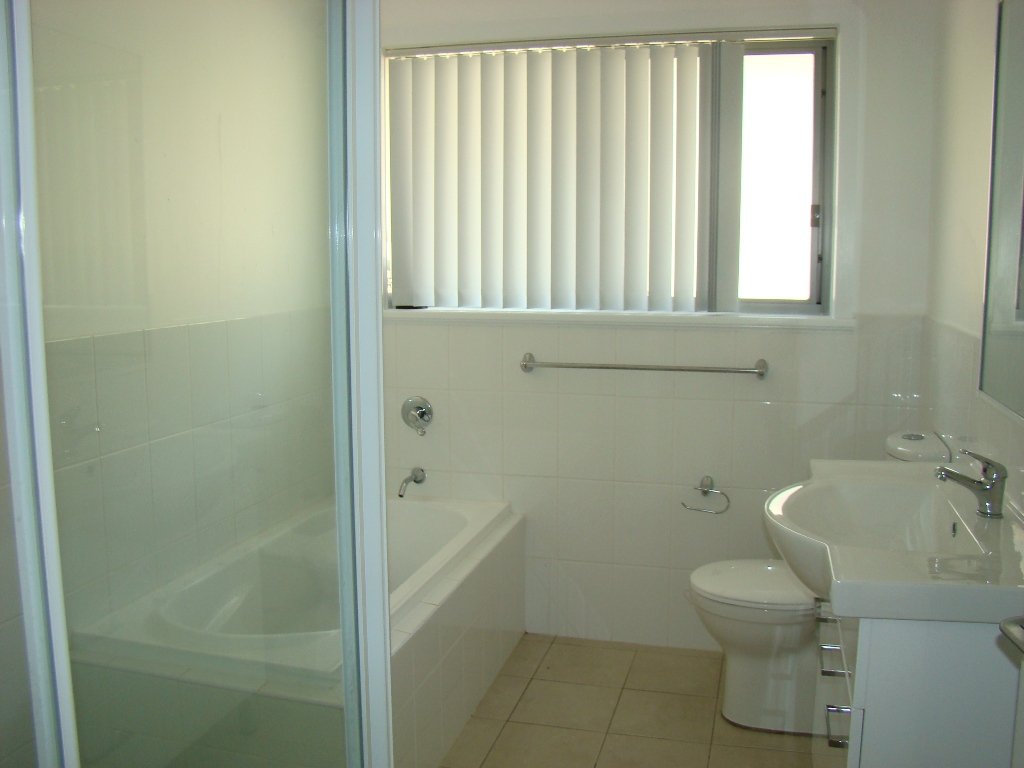 2B Bronzewing Terrace LAKEWOOD 6