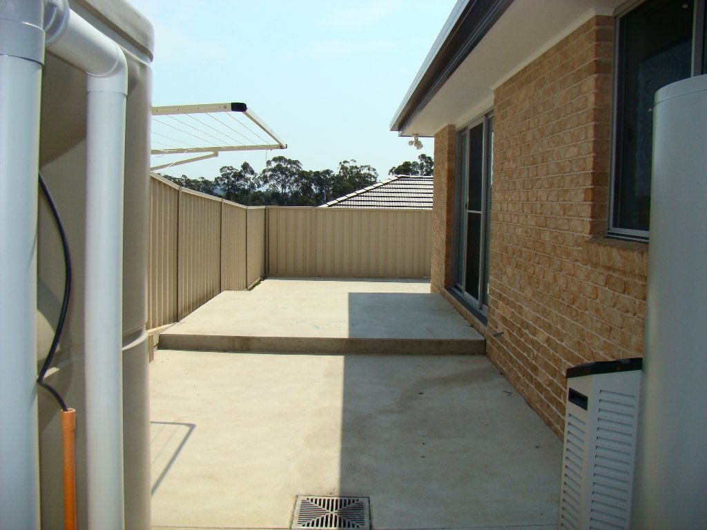 2B Bronzewing Terrace LAURIETON 9