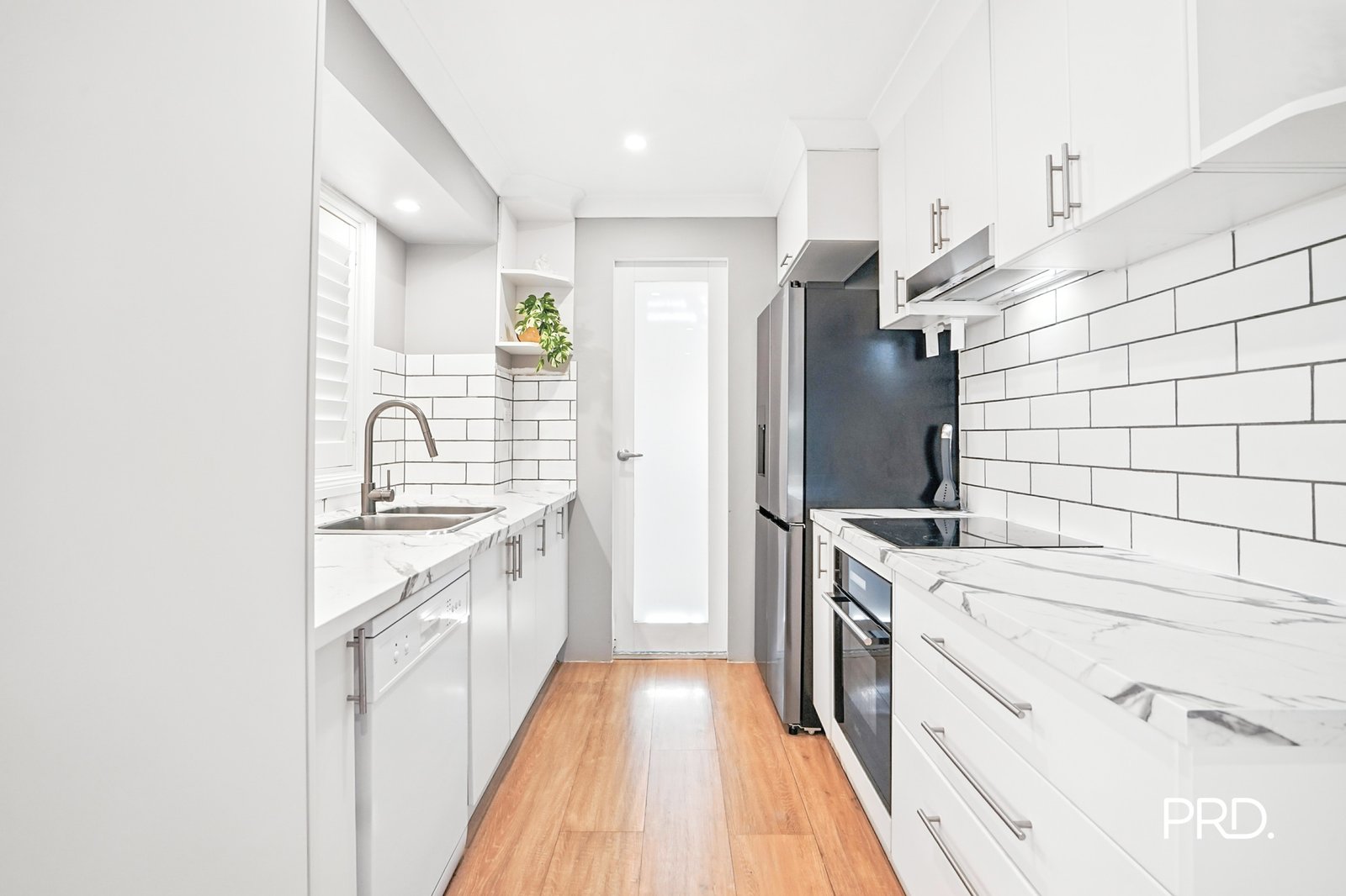 2B Cassam Pl  Valley Heights 3