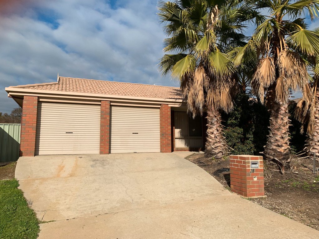 2b Chiffley Street WODONGA 1