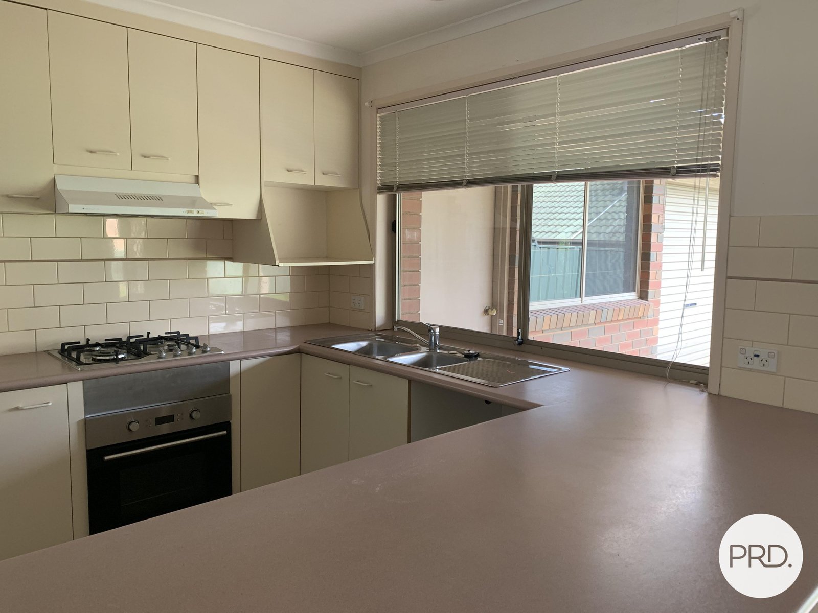 2b Chifley Street WODONGA 3