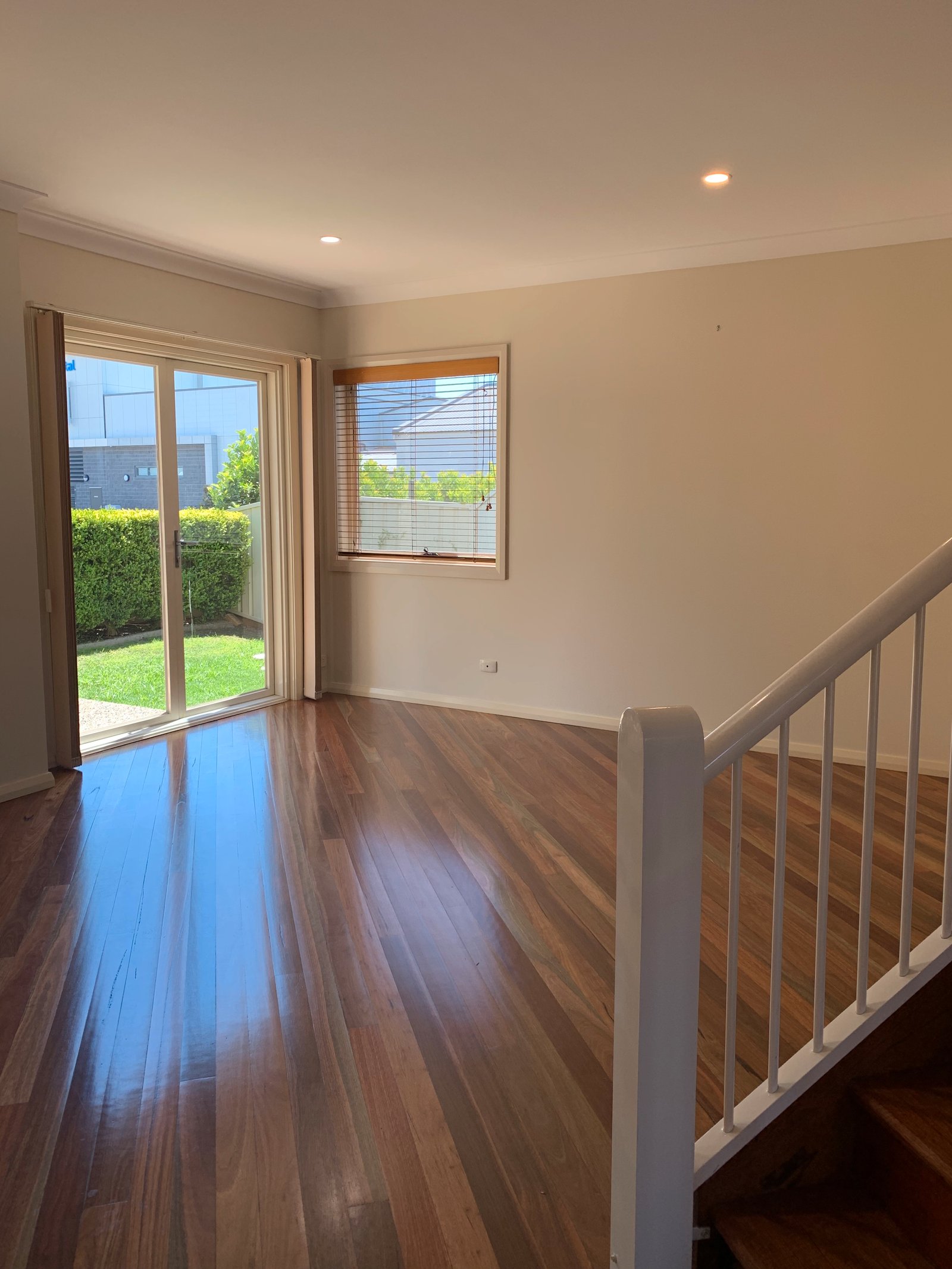 2B Dent St  Merewether 3