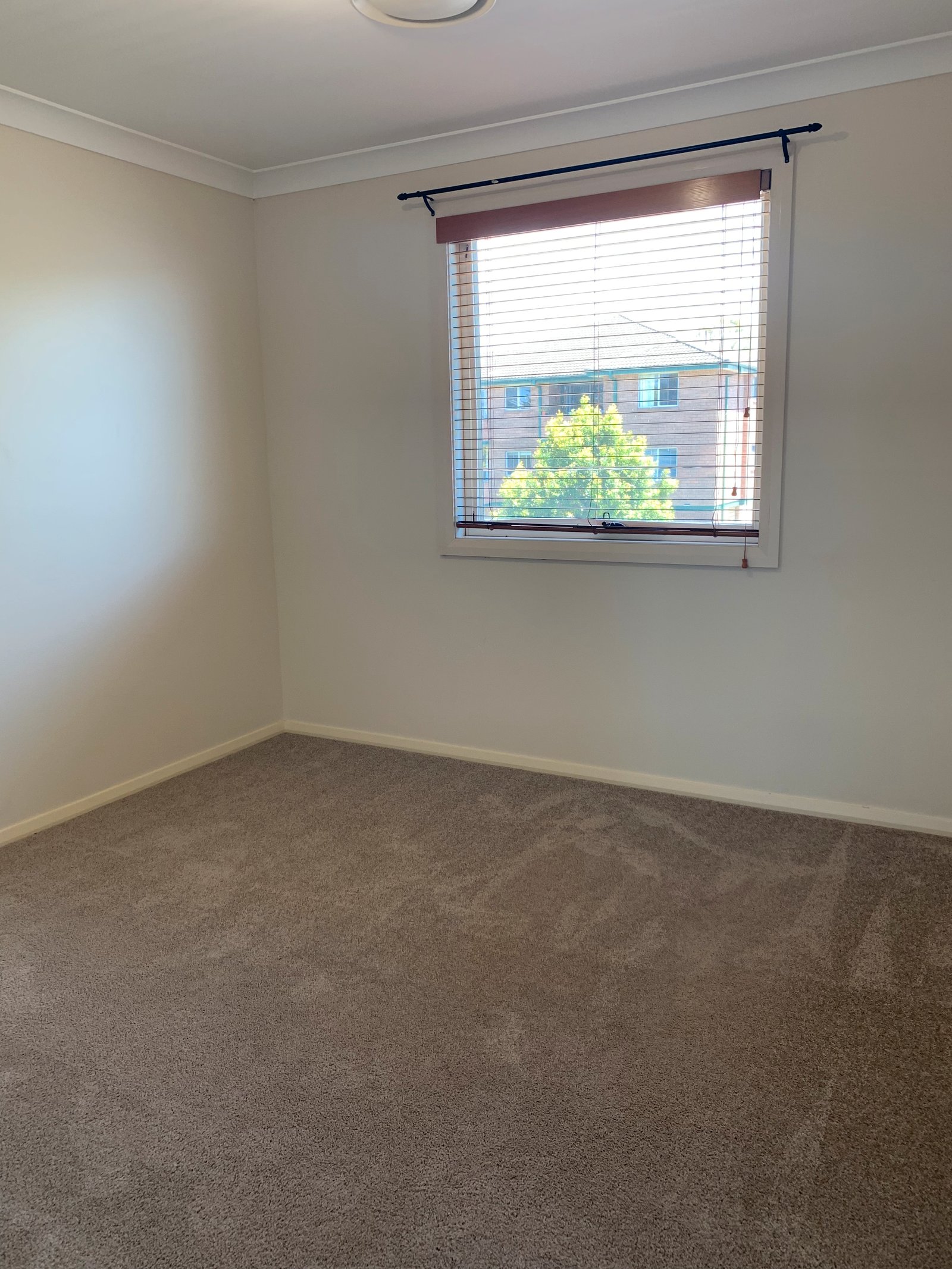 2B Dent St  Merewether 11