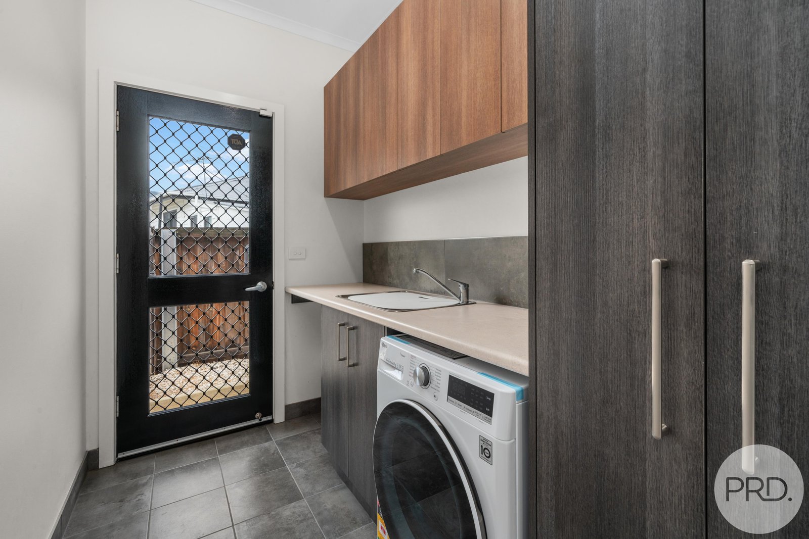 2B Edgar Street CLAREMONT 8