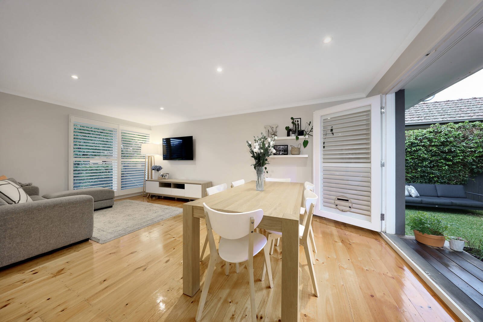 Gallery: 2B Evelyn Street