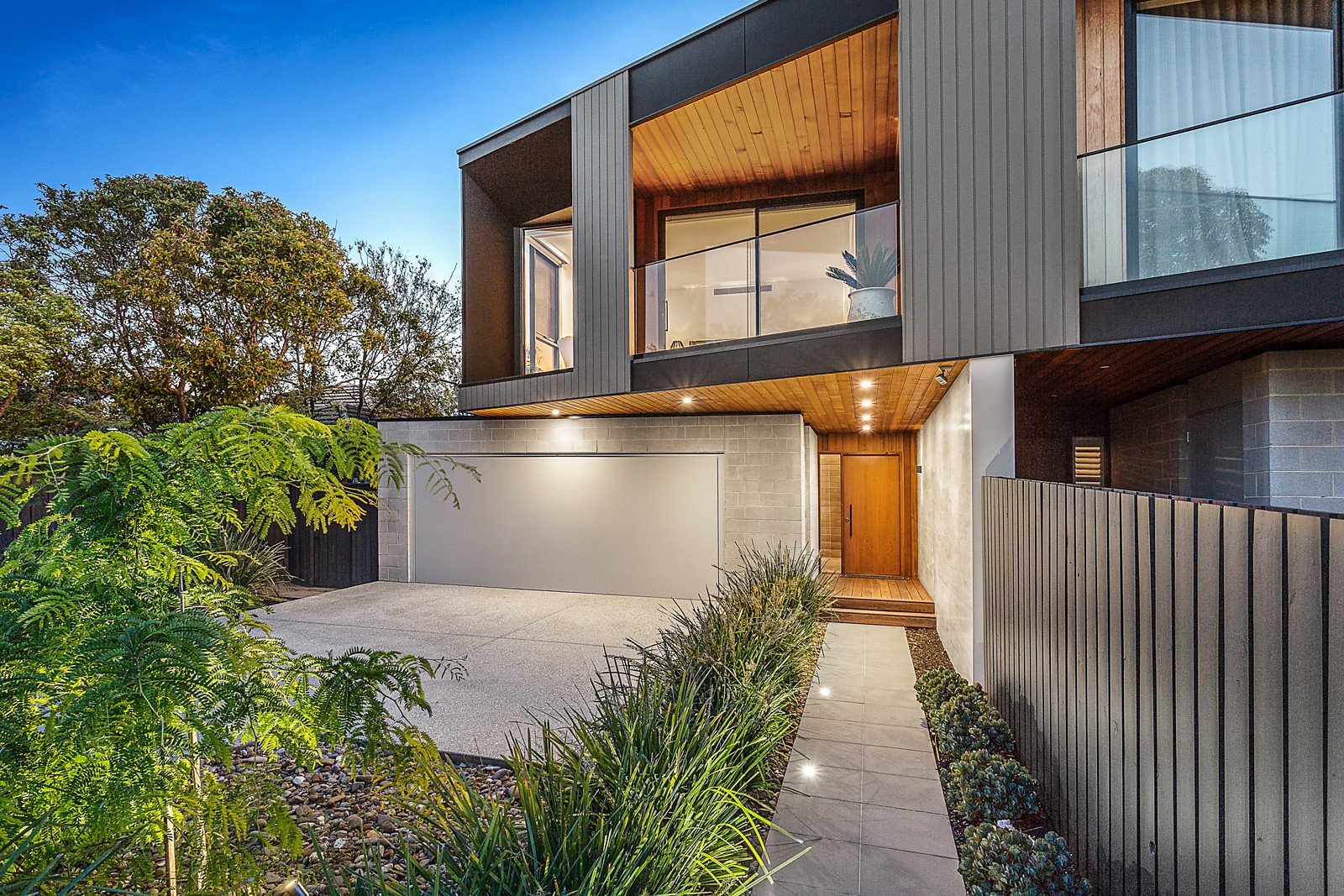 2b Garden Avenue, Brighton East, VIC