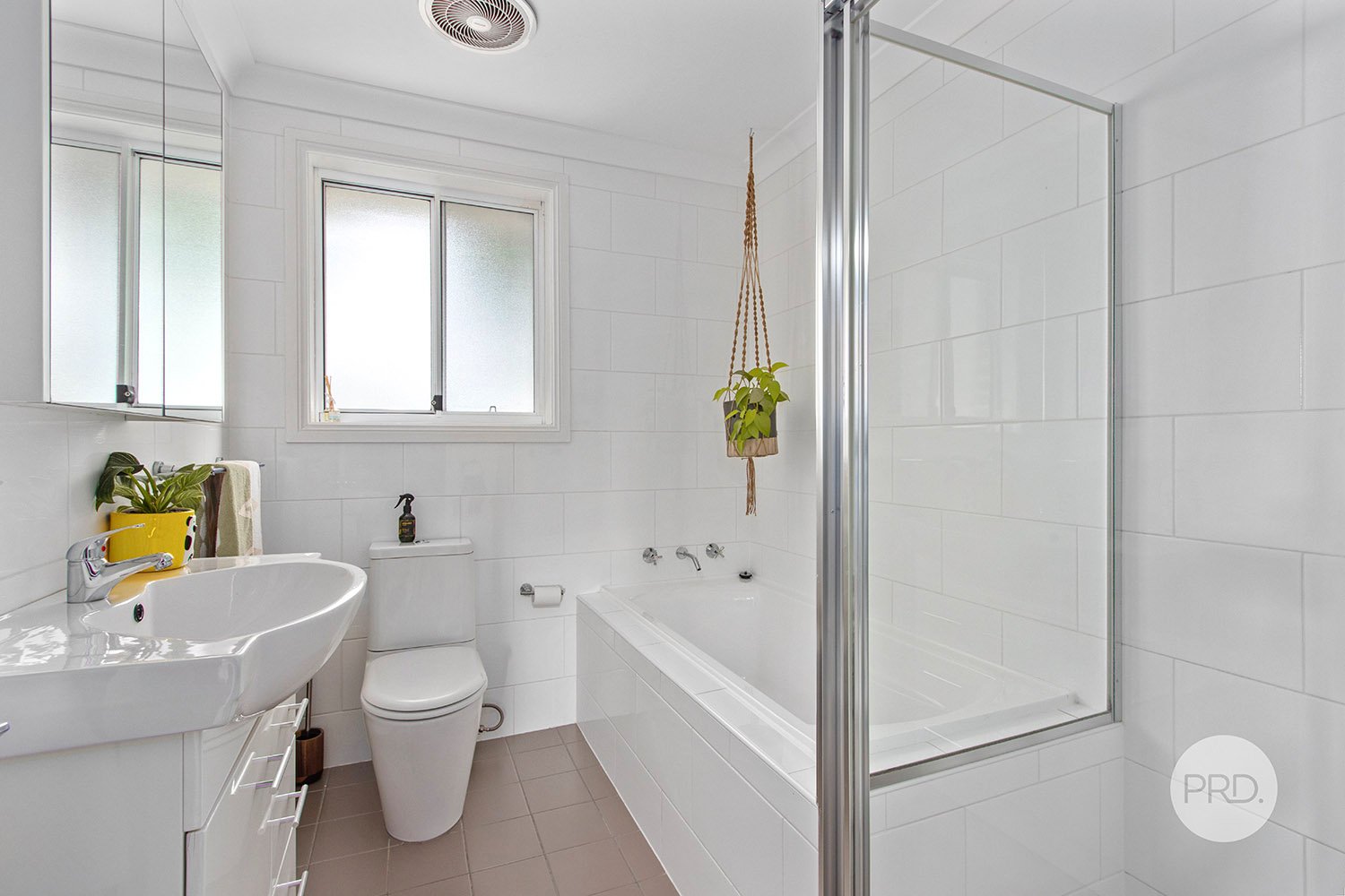 2B Hazelglen Avenue PANANIA 10