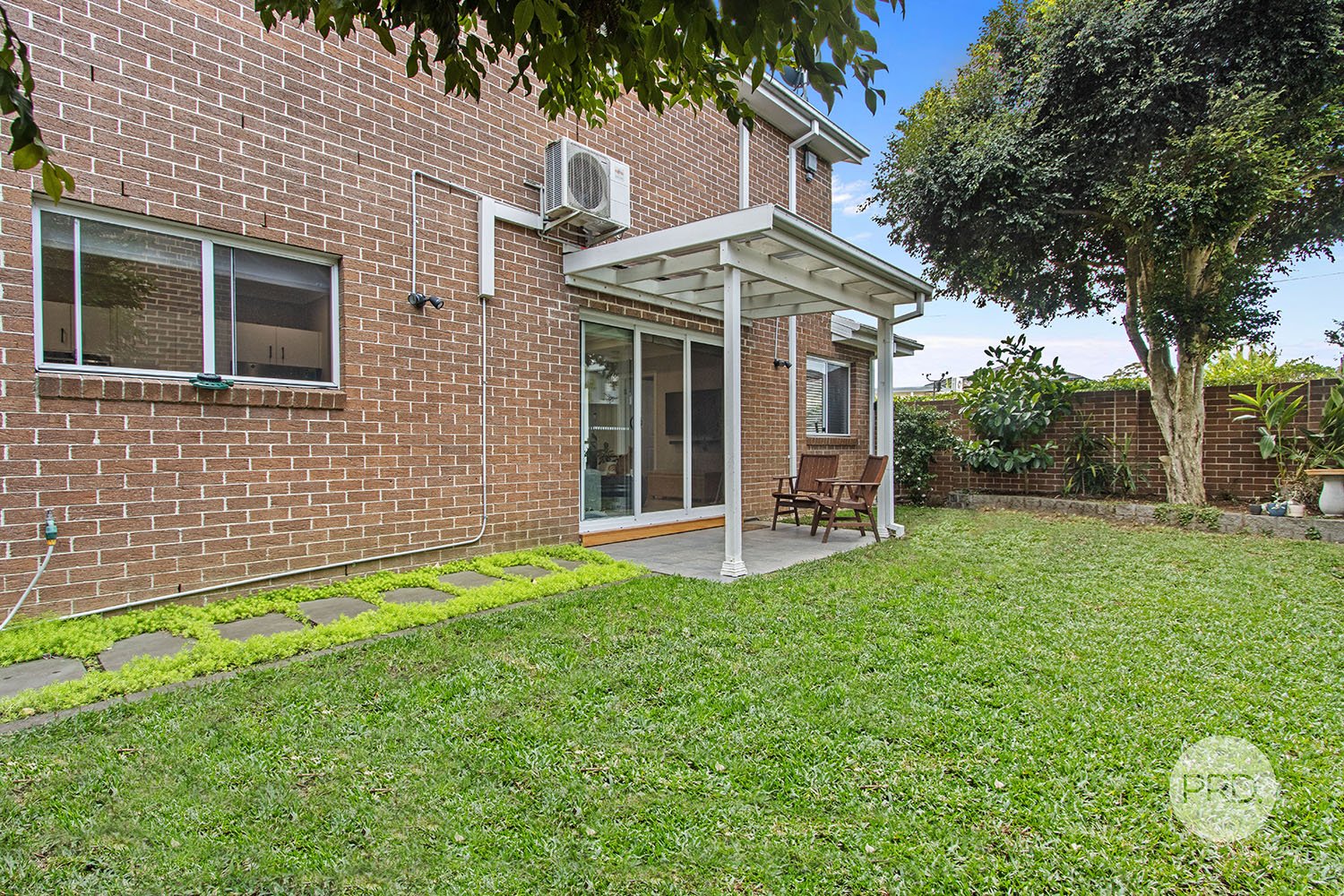 2B Hazelglen Avenue PANANIA 13