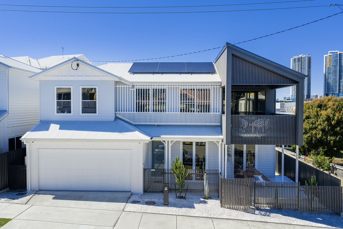 2B Kate Street Southport 1