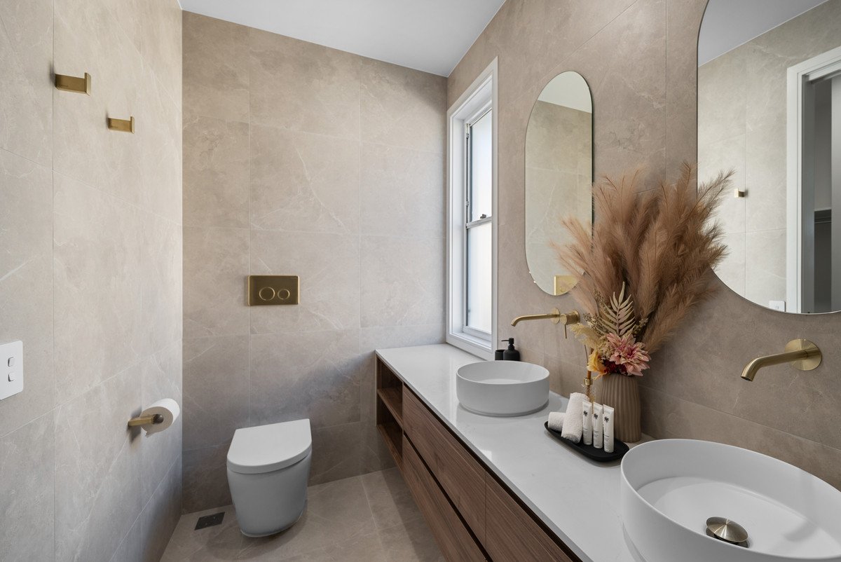 2B Kate Street Southport 3