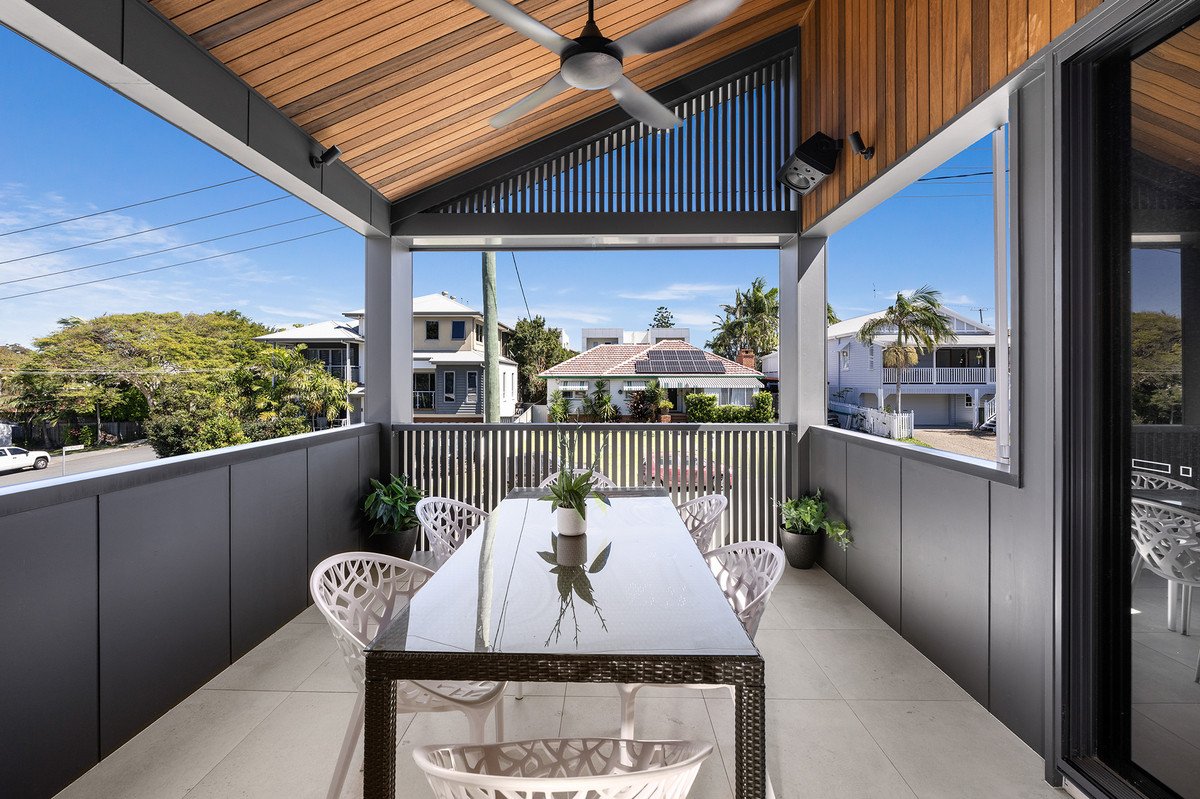 2B Kate Street Southport 5