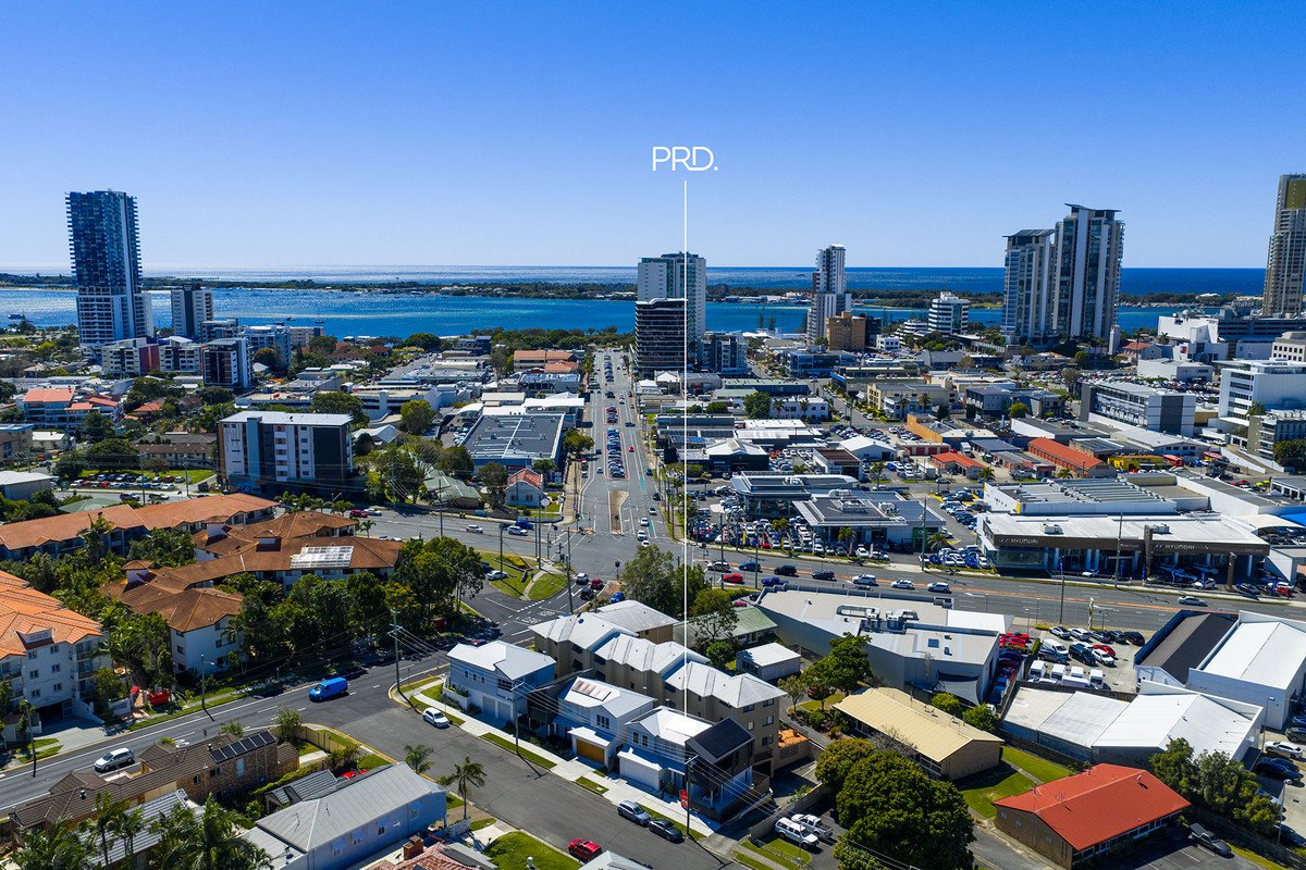 2B Kate Street Southport 20