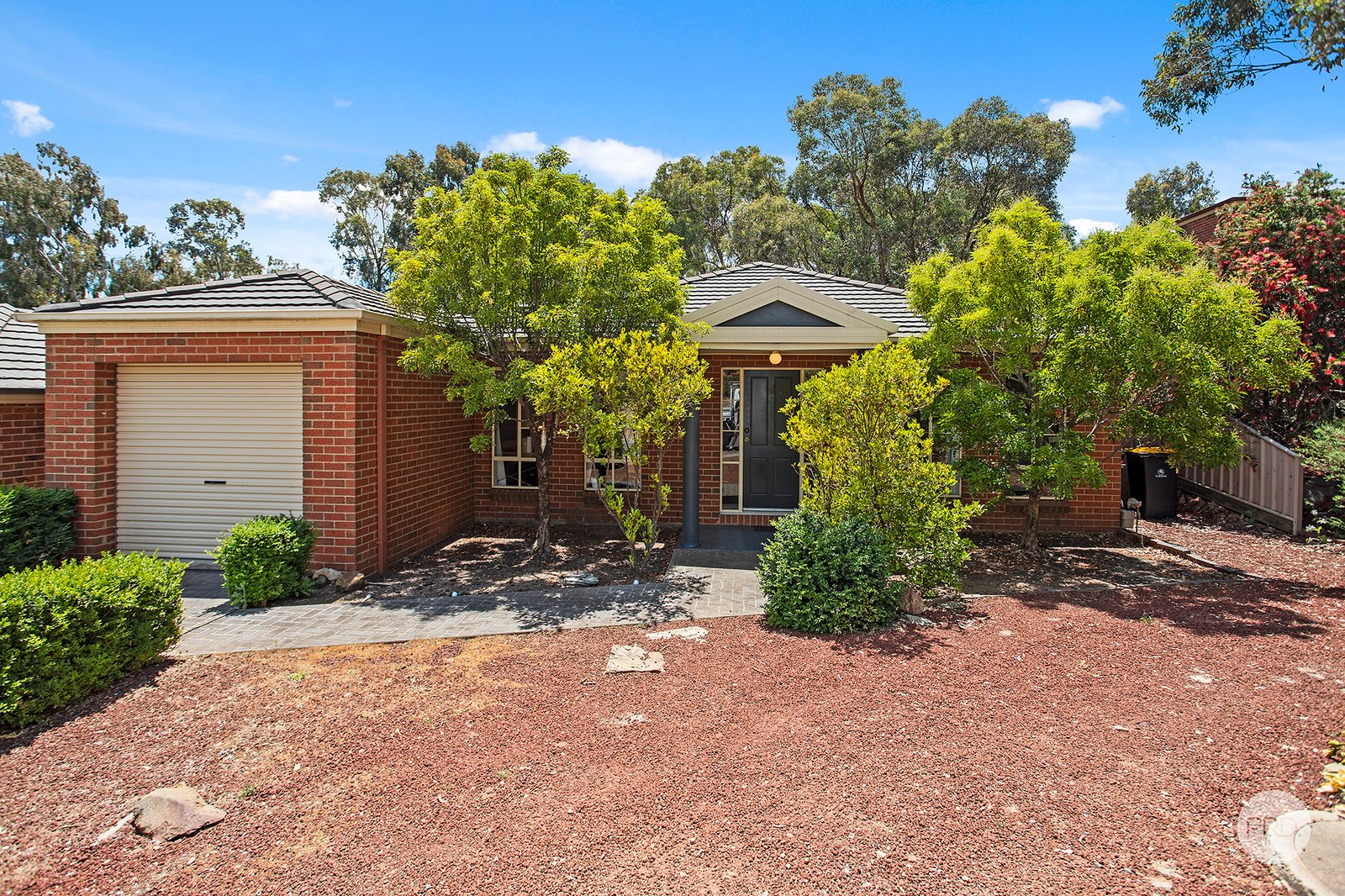 2B Lyndale Court FLORA HILL 1