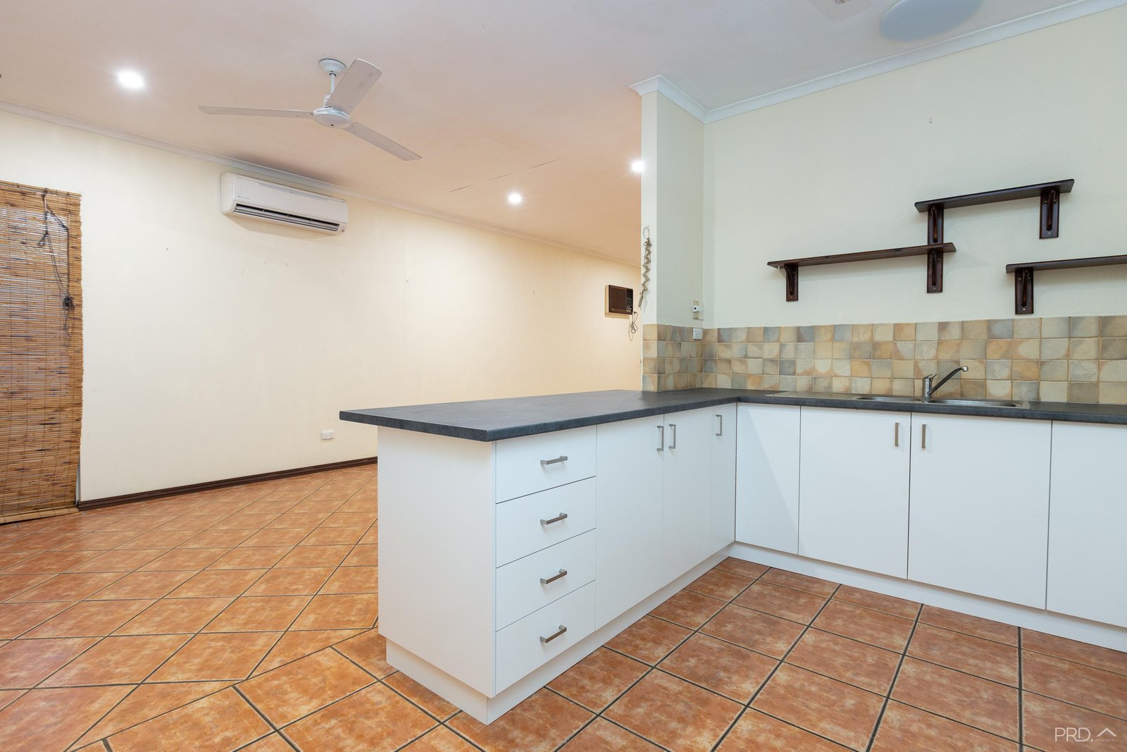 2b McKenzie Road CABLE BEACH 3