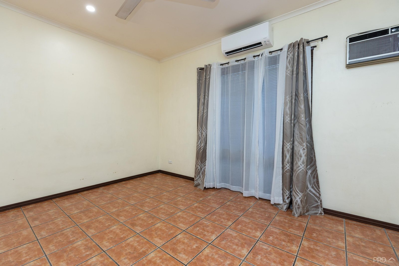 2b McKenzie Road CABLE BEACH 14