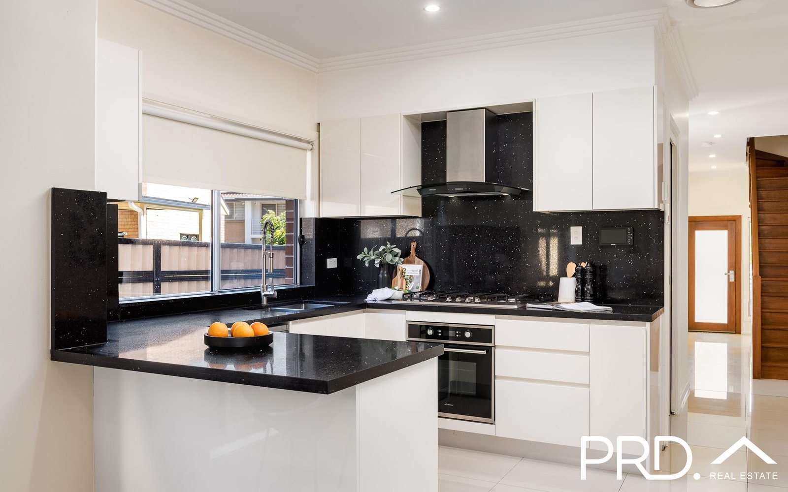 2b Ogilvie Street EAST HILLS 4