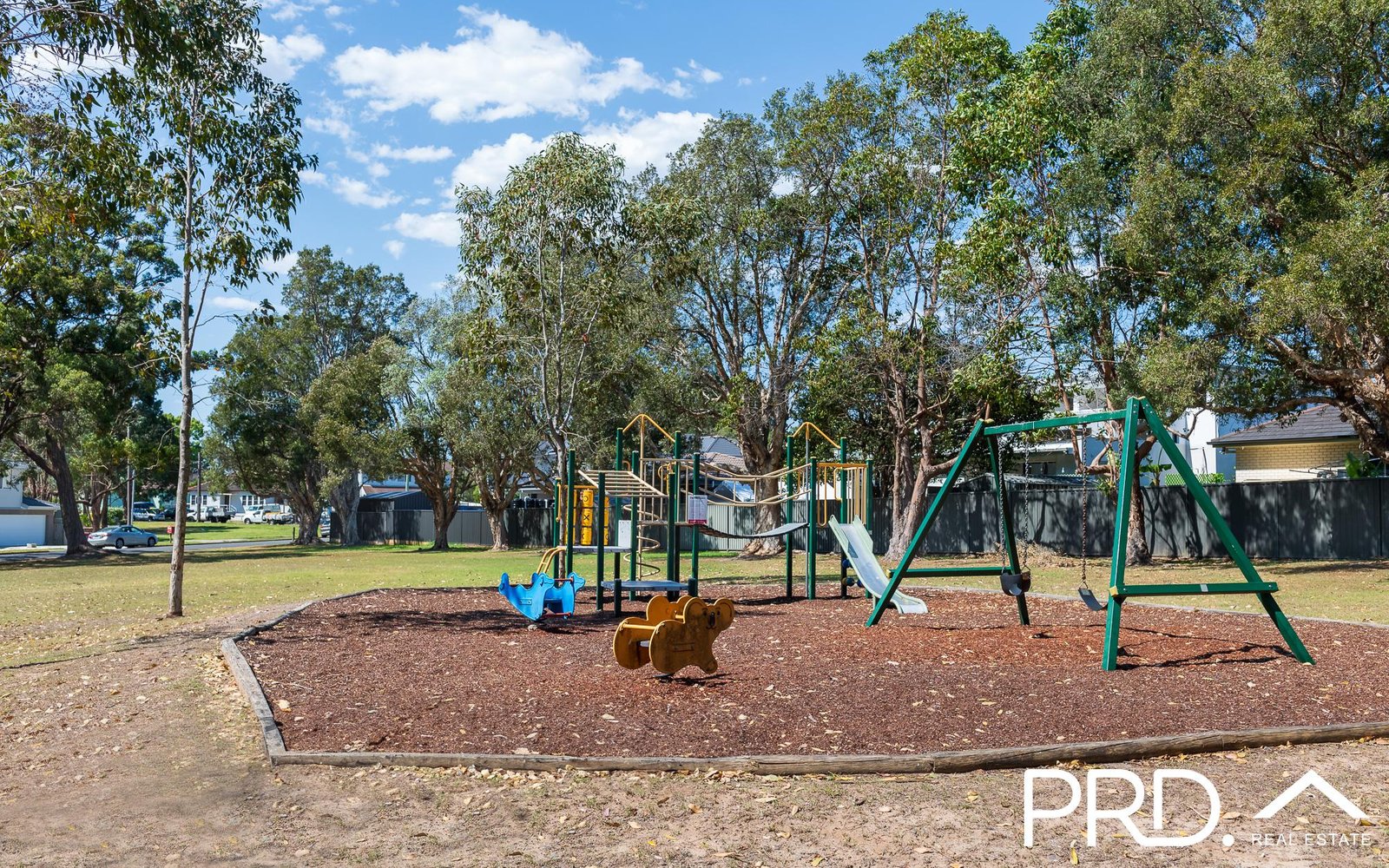 2b Ogilvie Street EAST HILLS 10