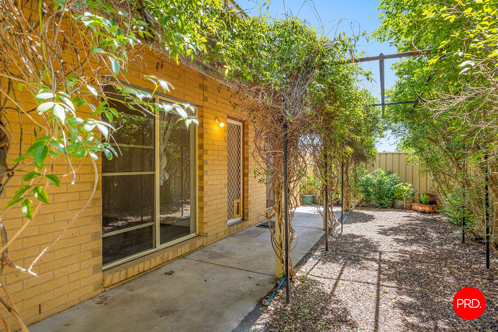 2B Prendergast St  CASTLEMAINE 3