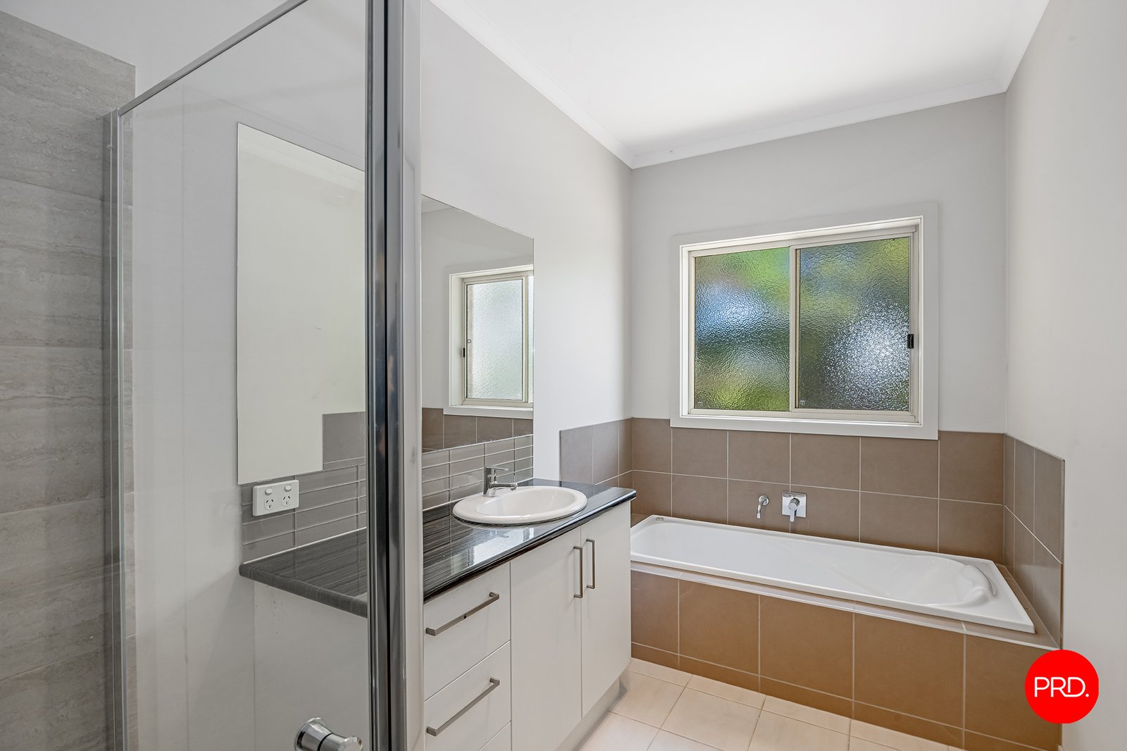 2B Prendergast St  CASTLEMAINE 10