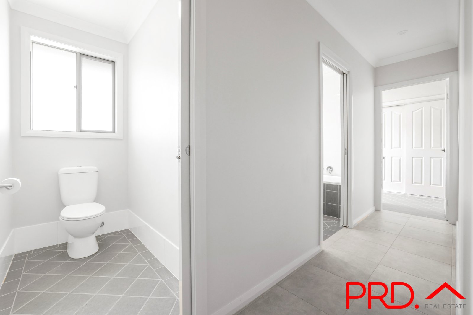 2B Thornbill Road TAMWORTH 22