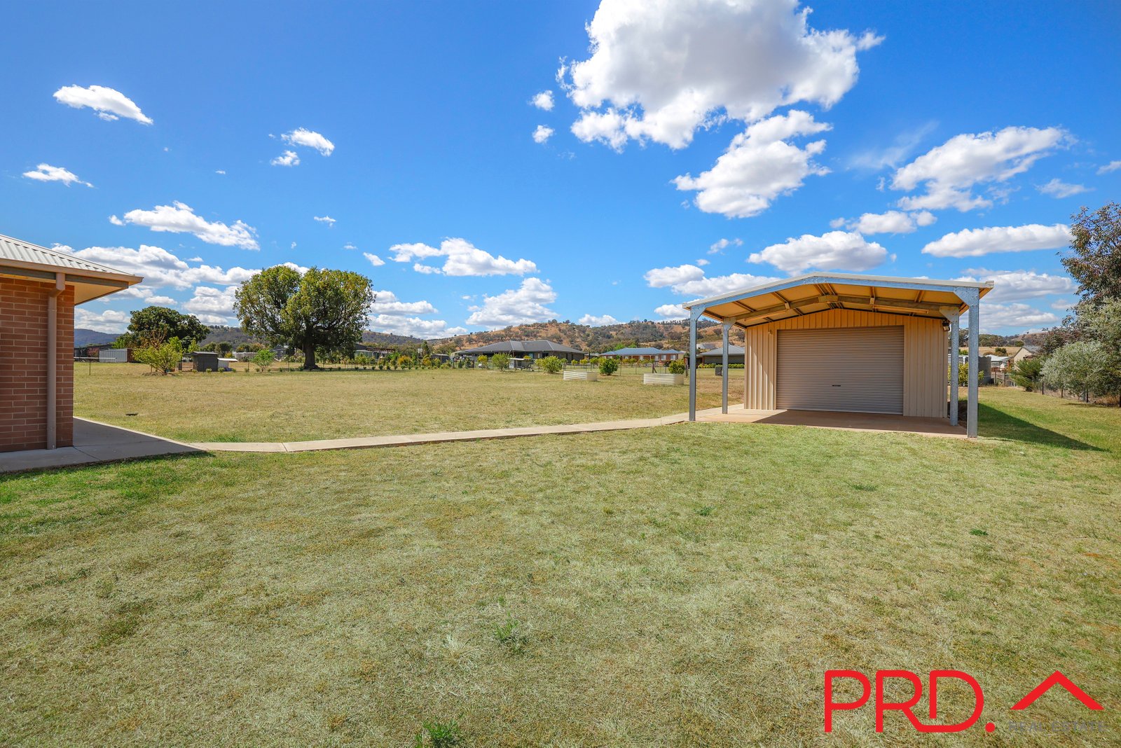 2B Thornbill Road TAMWORTH 29