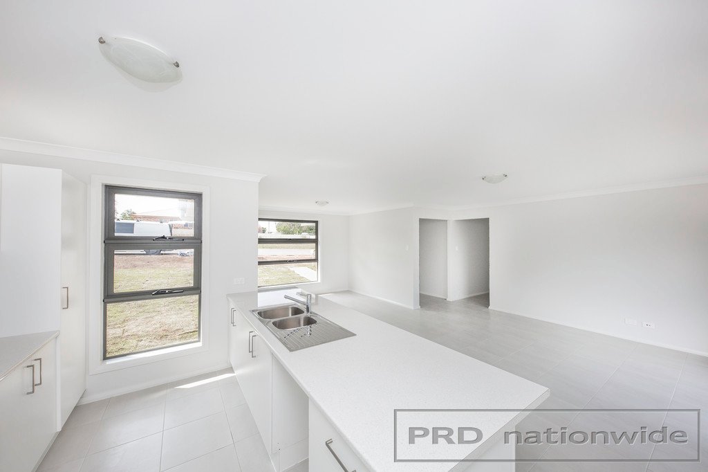 2b West St  GRETA 3