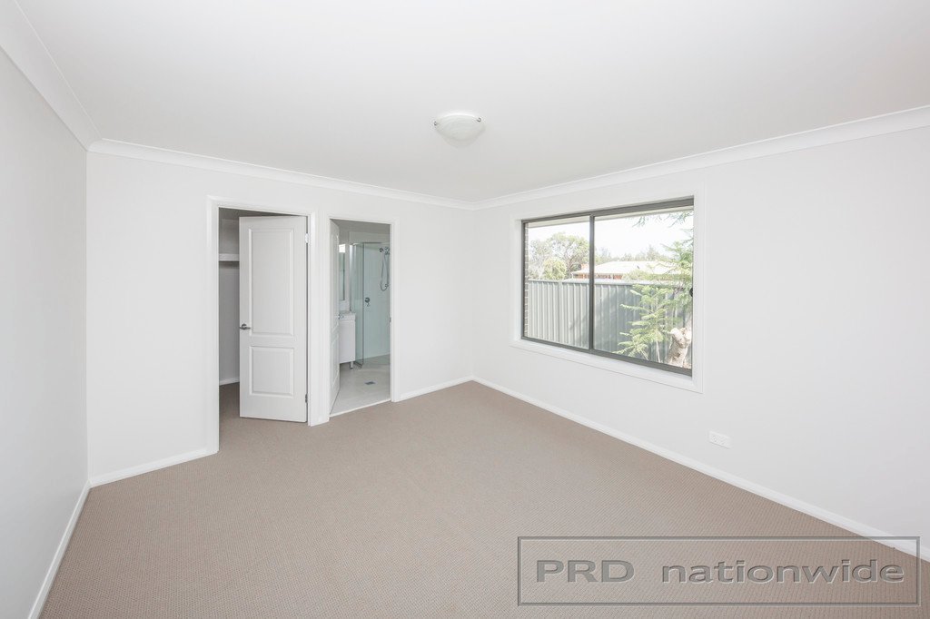 2b West St  GRETA 7