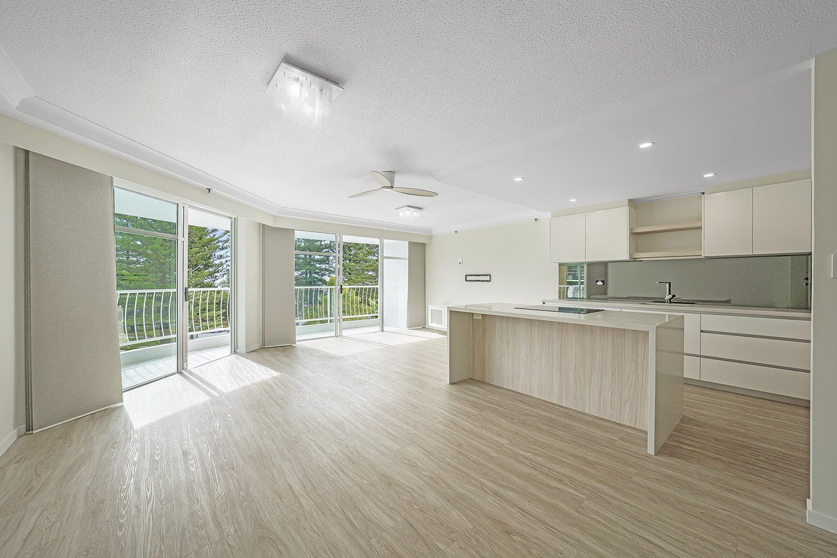2B/238 The Esplanade Burleigh Heads 5