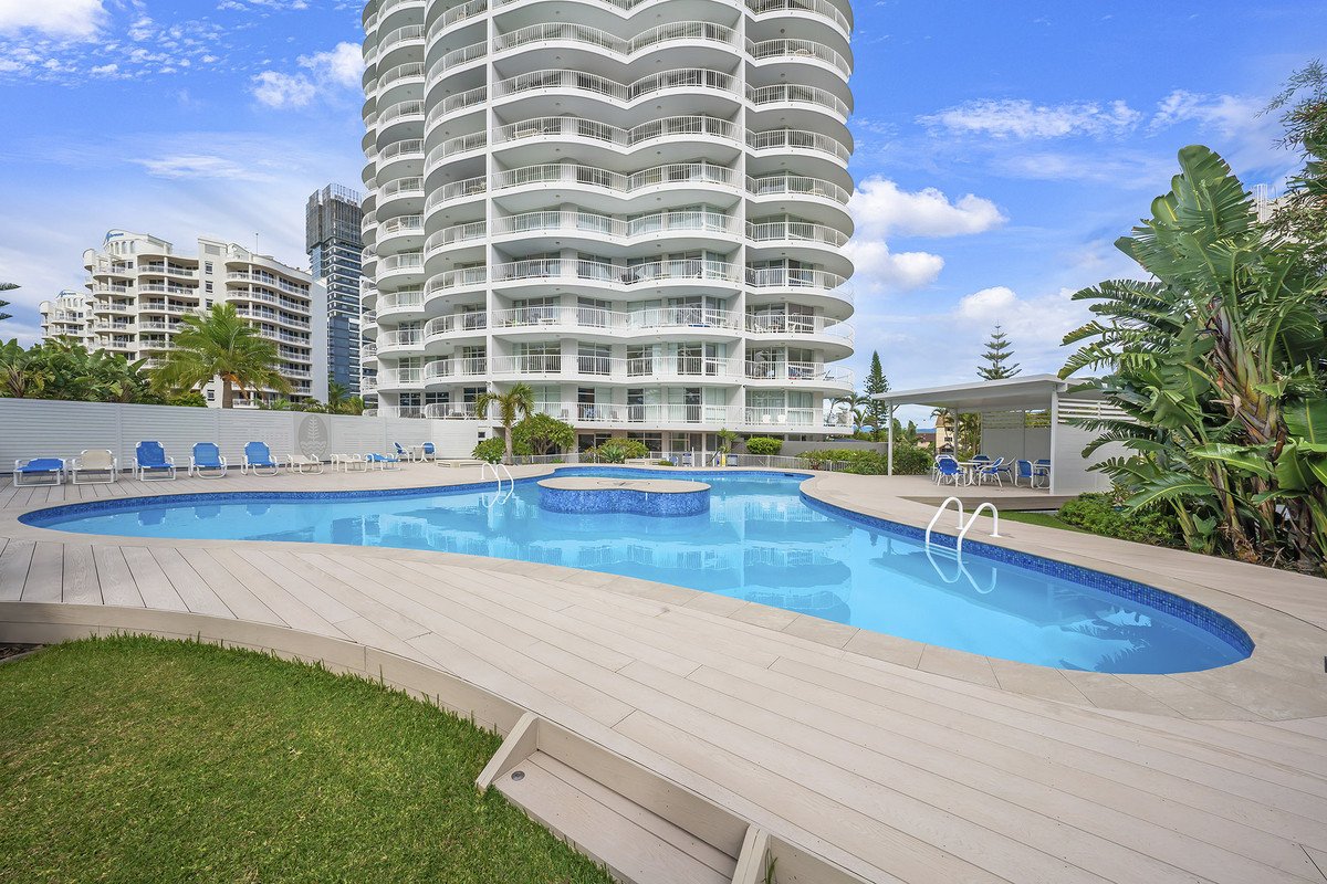 2B/238 The Esplanade Burleigh Heads 13