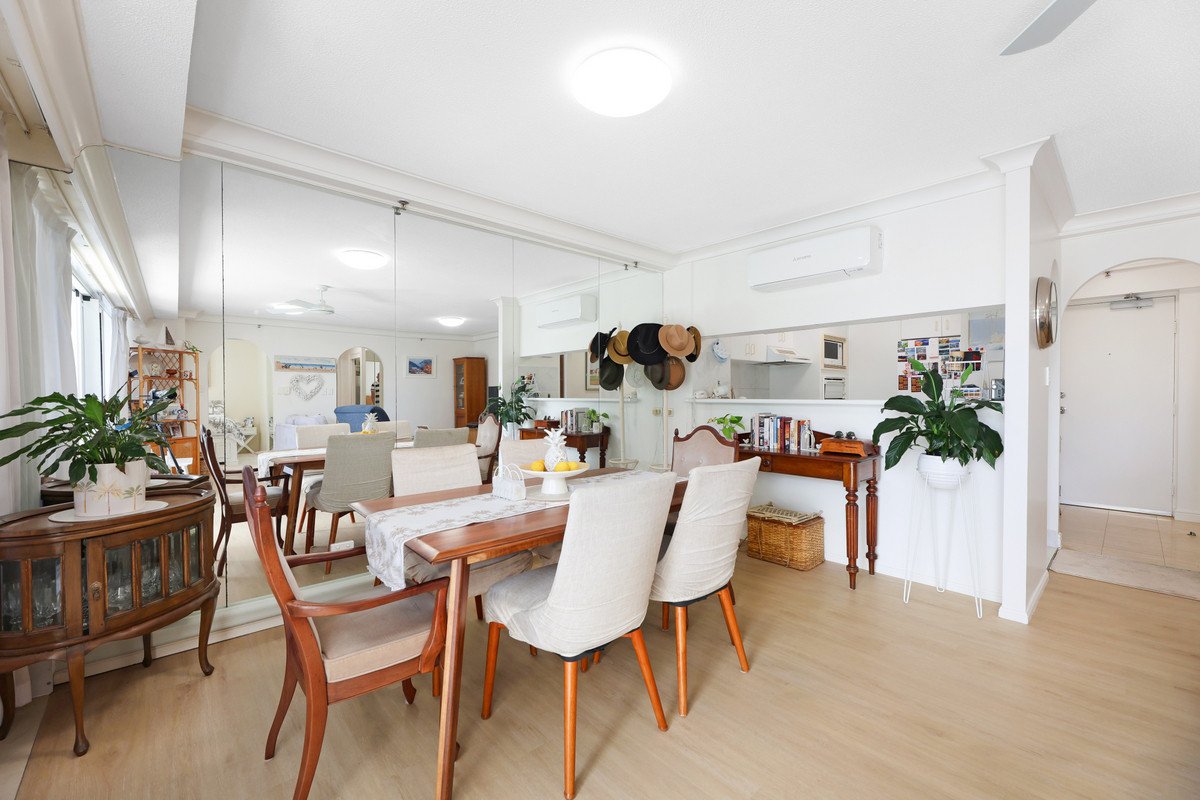 2B/3 Second Avenue Burleigh Heads 4