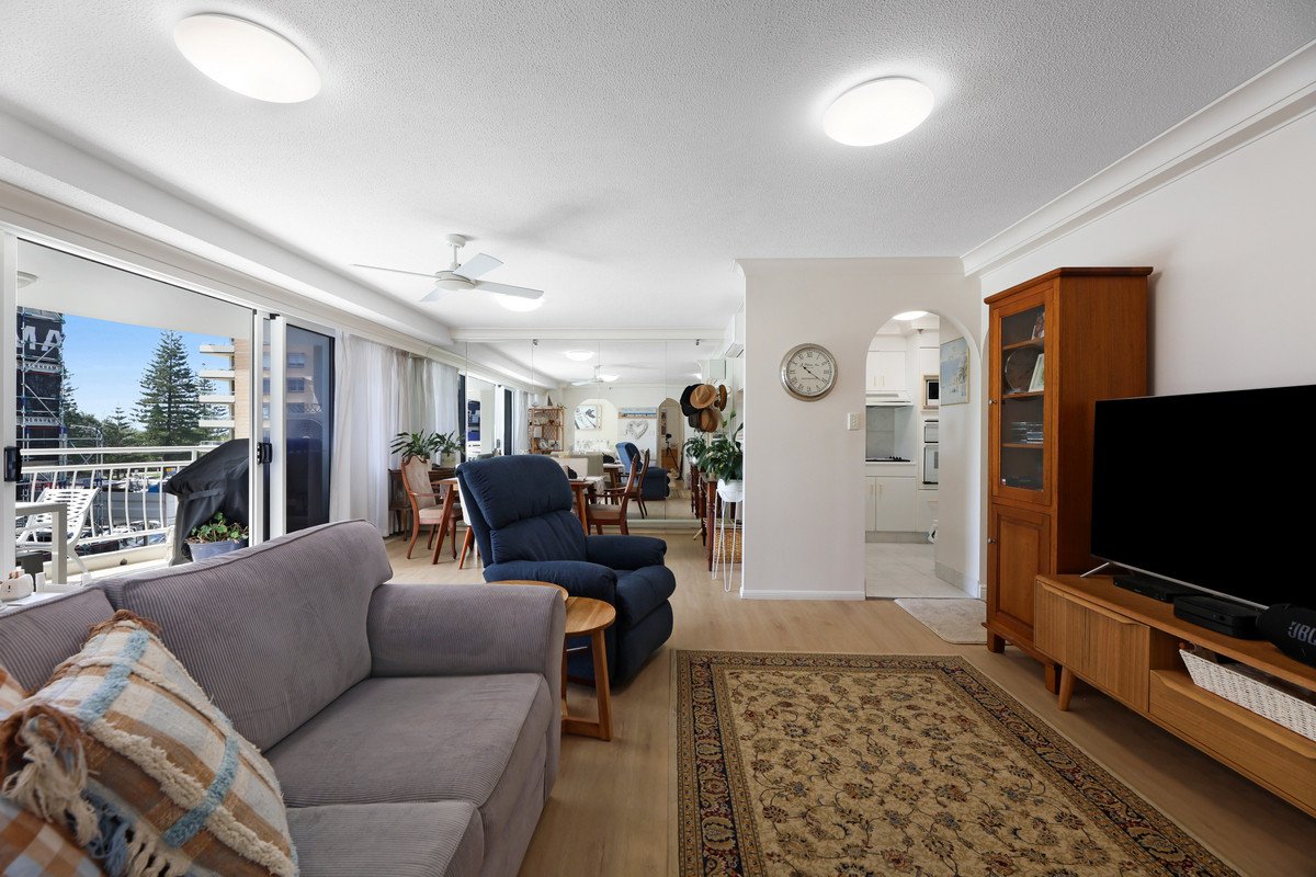 2B/3 Second Avenue Burleigh Heads 9