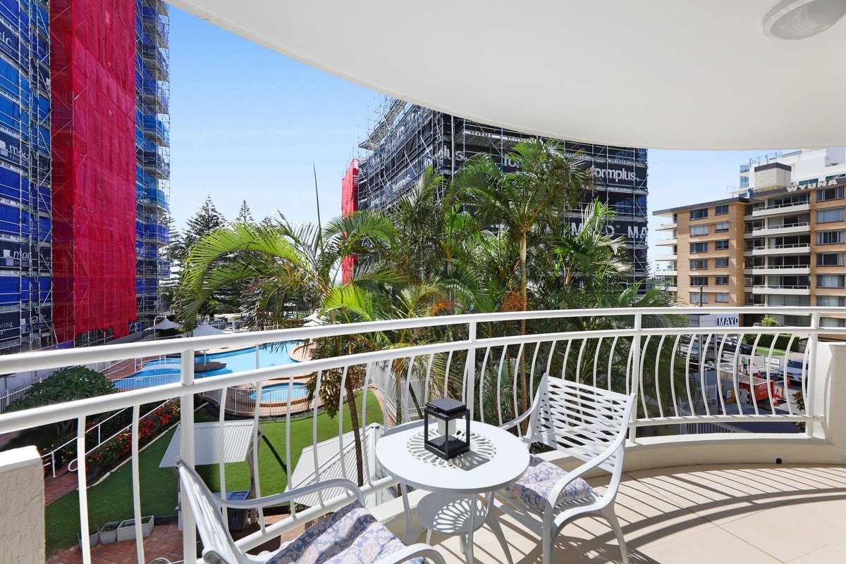 2B/3 Second Avenue Burleigh Heads 10