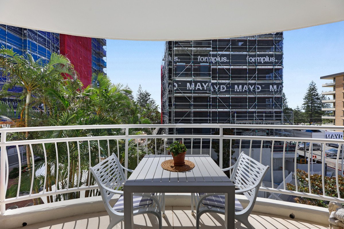 2B/3 Second Avenue Burleigh Heads 13