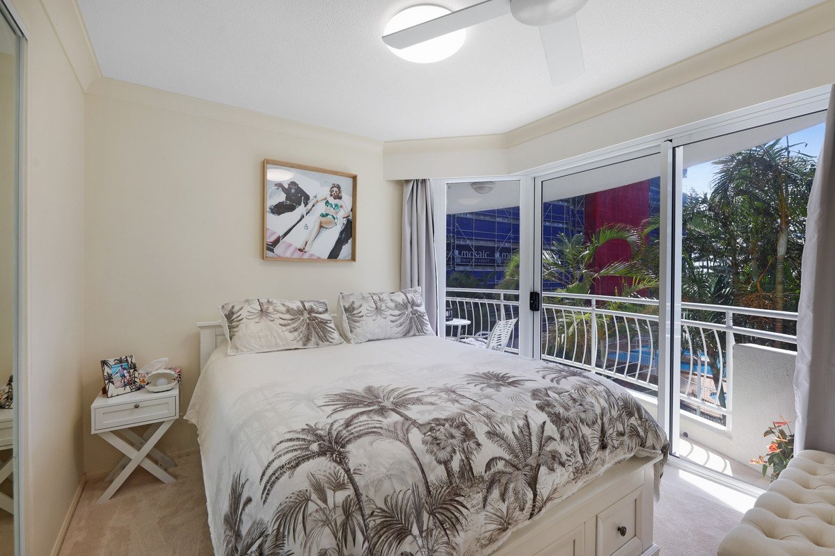 2B/3 Second Avenue Burleigh Heads 16