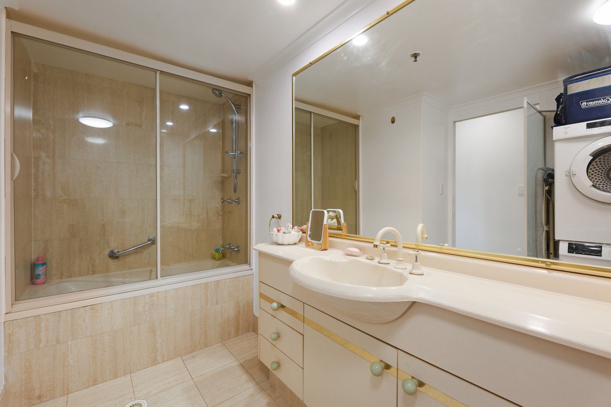 2B/3 Second Avenue Burleigh Heads 17